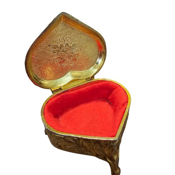 Vintage Gold Metal Heart Trinket Jewelry Box Cherub Velvet Japan Renaissance - Picture 2 of 14